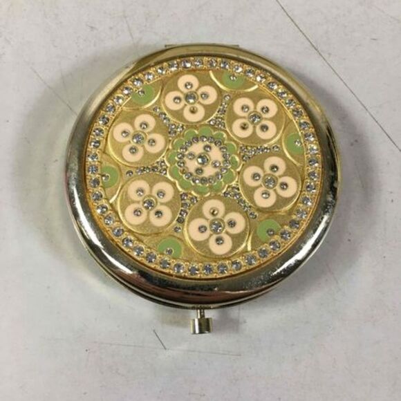 ADORE 24K Techno-Dermis Gold Face Kit - Picture 9 of 10